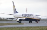Ryanair_taxiing.jpg